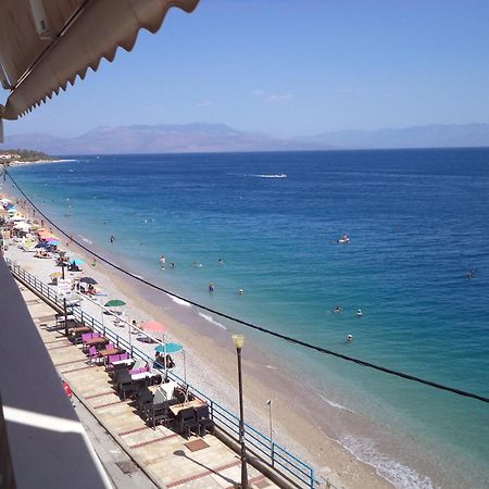 Antonios Rooms Akrata Extérieur photo