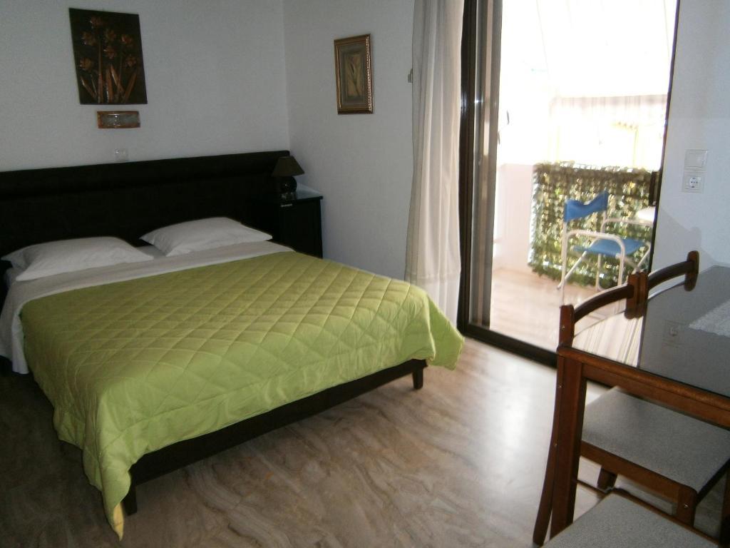 Antonios Rooms Akrata Chambre photo